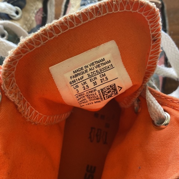 Kid’s Converse All Star Hi Top Sneakers - Picture 6 of 8